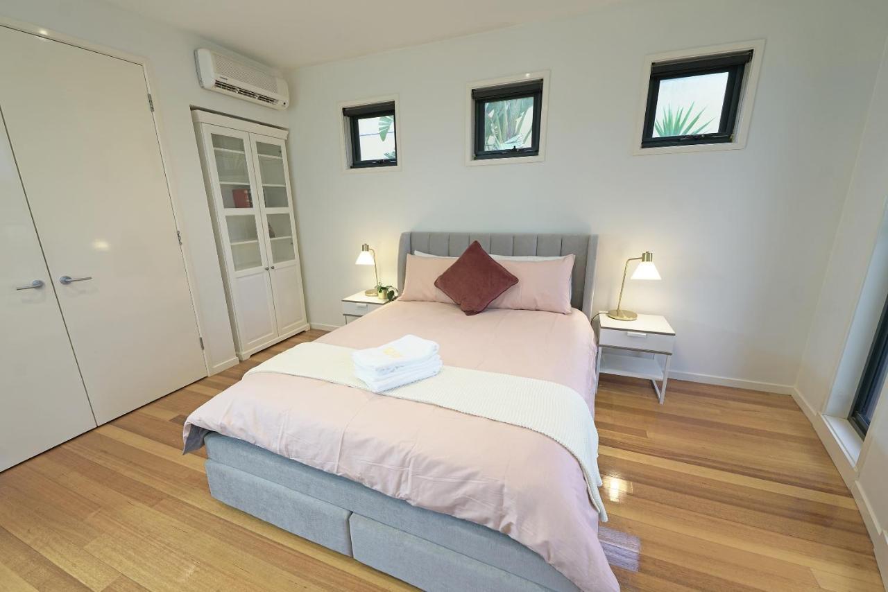 Luxury 7Brm Entire House Lakeview Blackswans Wifi Bbq Resort Point Cook Zewnętrze zdjęcie